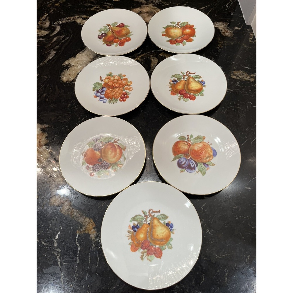 BAREUTHER Waldsassen Bavaria Germany Fruits Set of 7 Salad Dessert Plates 7. 75"